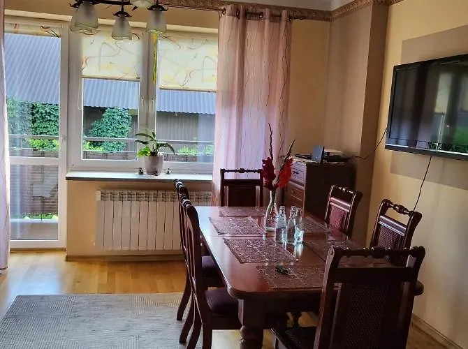 3-Pokojowe Mieszkanie Do Wynajecia, Tylicz