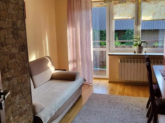 3-Pokojowe Mieszkanie Do Wynajecia, Tylicz